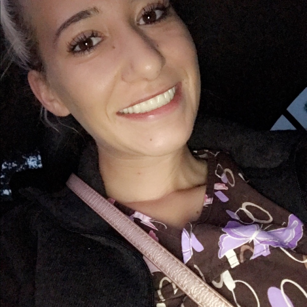 Meet your Posher, Britt